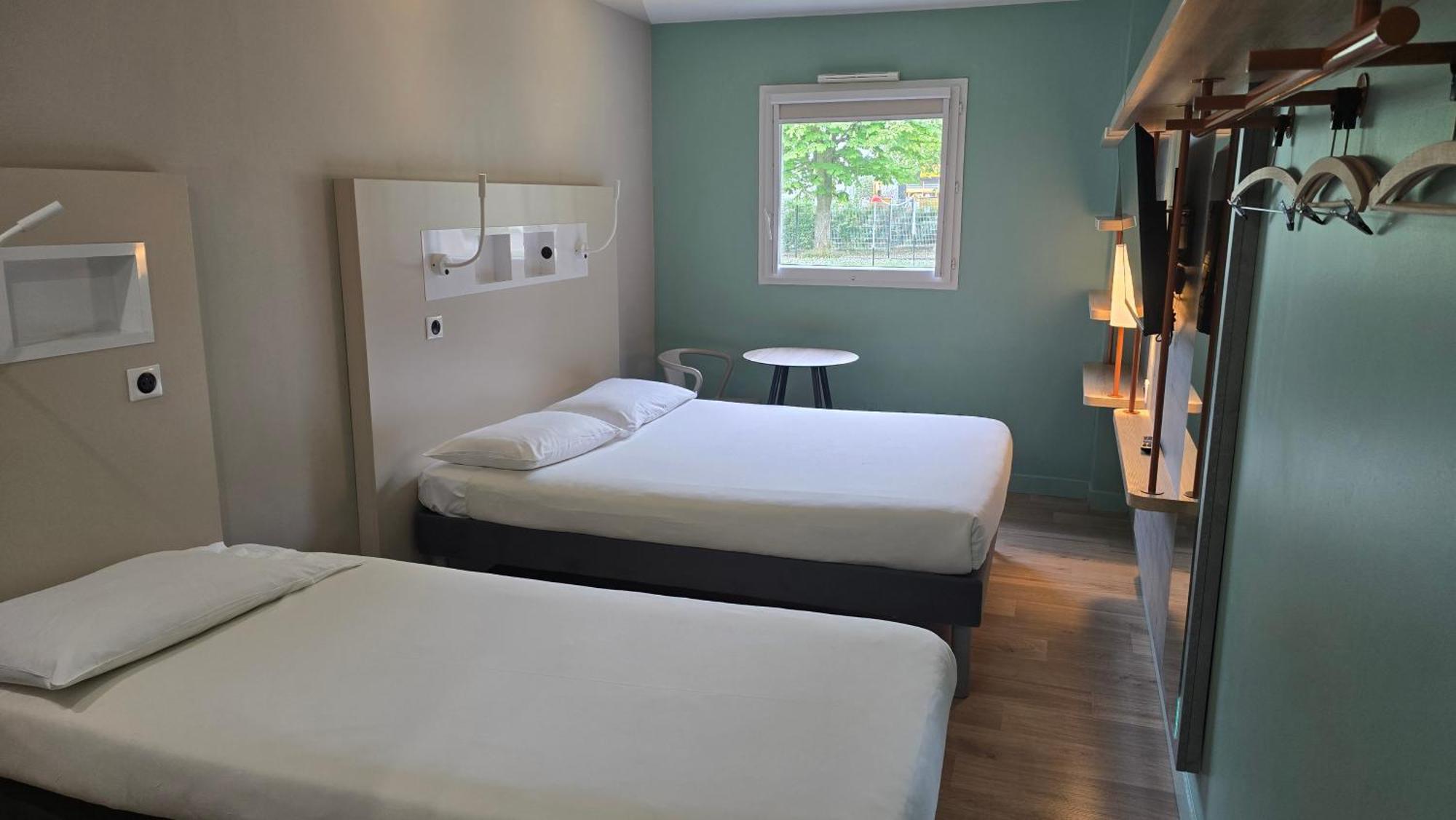 Ibis Budget Goussainville Charles De Gaulle Exterior photo